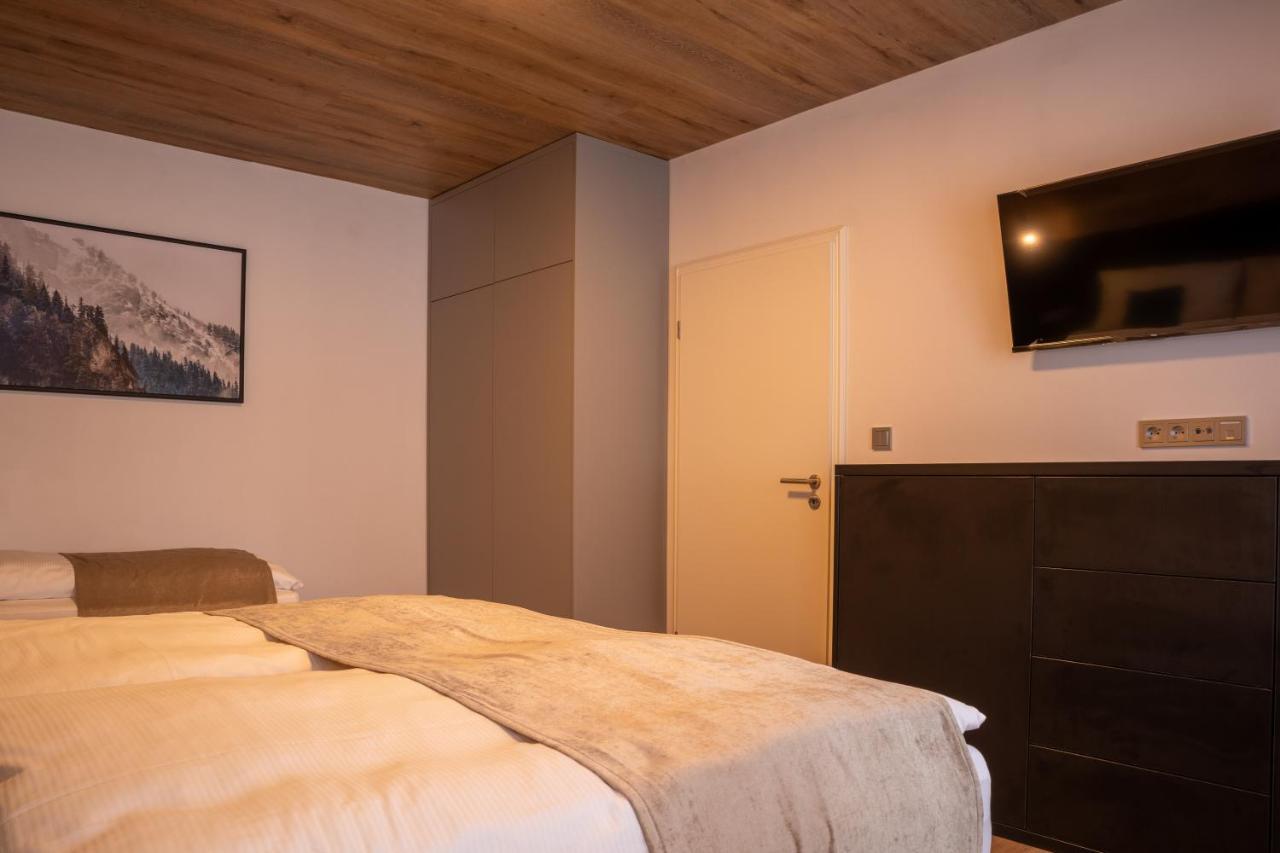 Loučná pod KlínovcemHillside No. 18アパートメント エクステリア 写真
